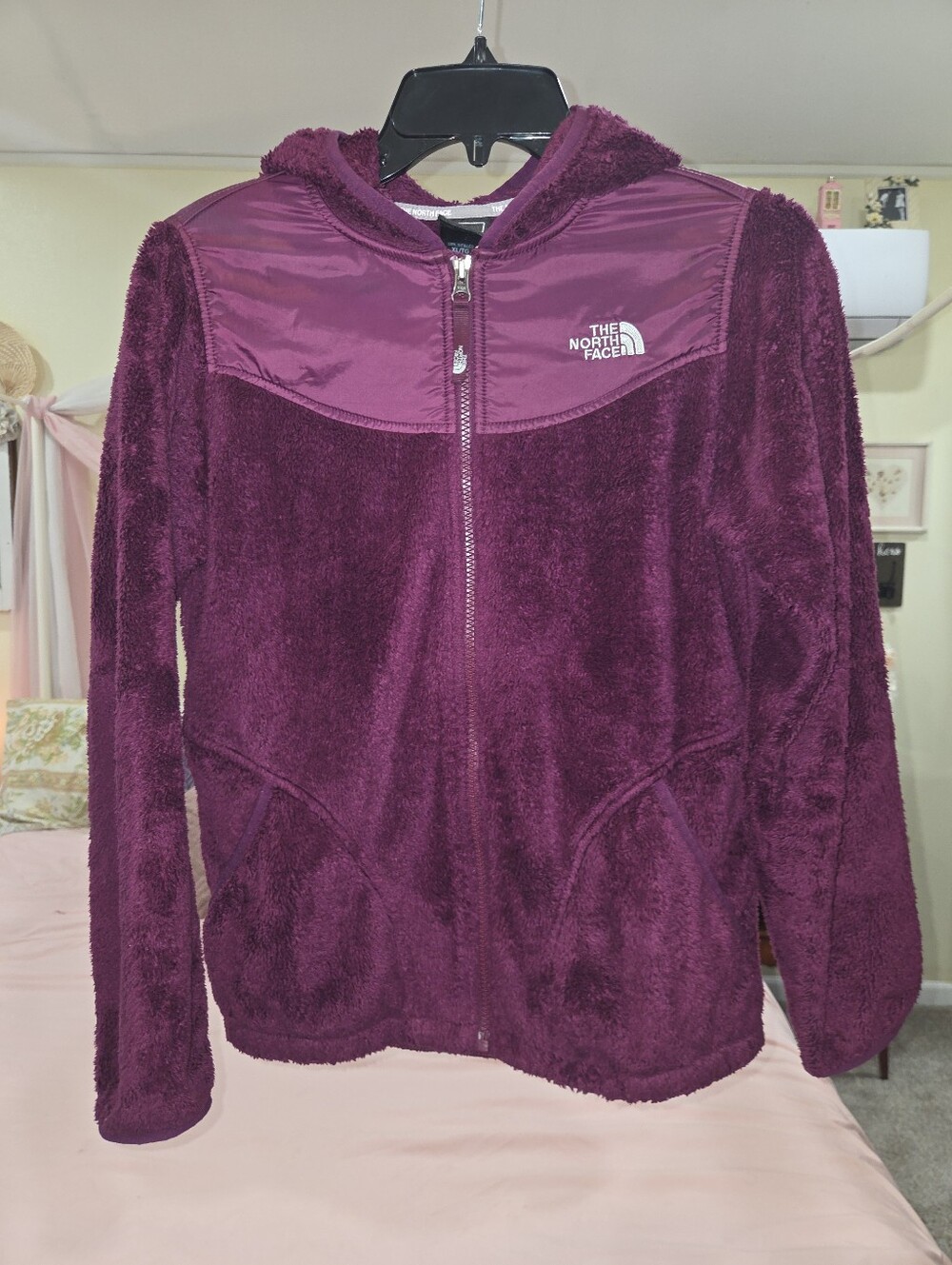 The North Face Girls Full-Zip Oso Plush Hoodie in Plum Girls Size XL/18